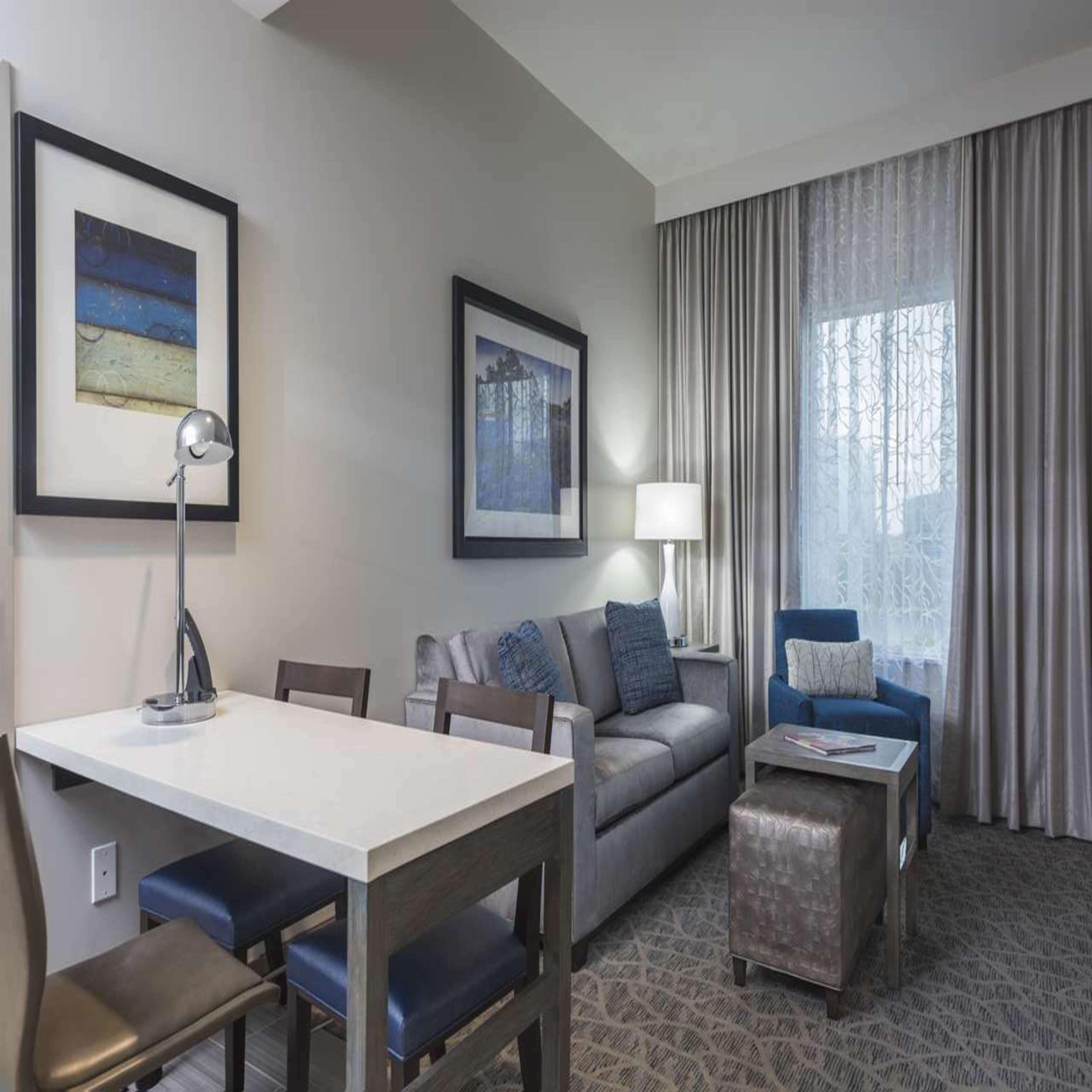 Embassy Suites By Hilton The Woodlands Eksteriør billede
