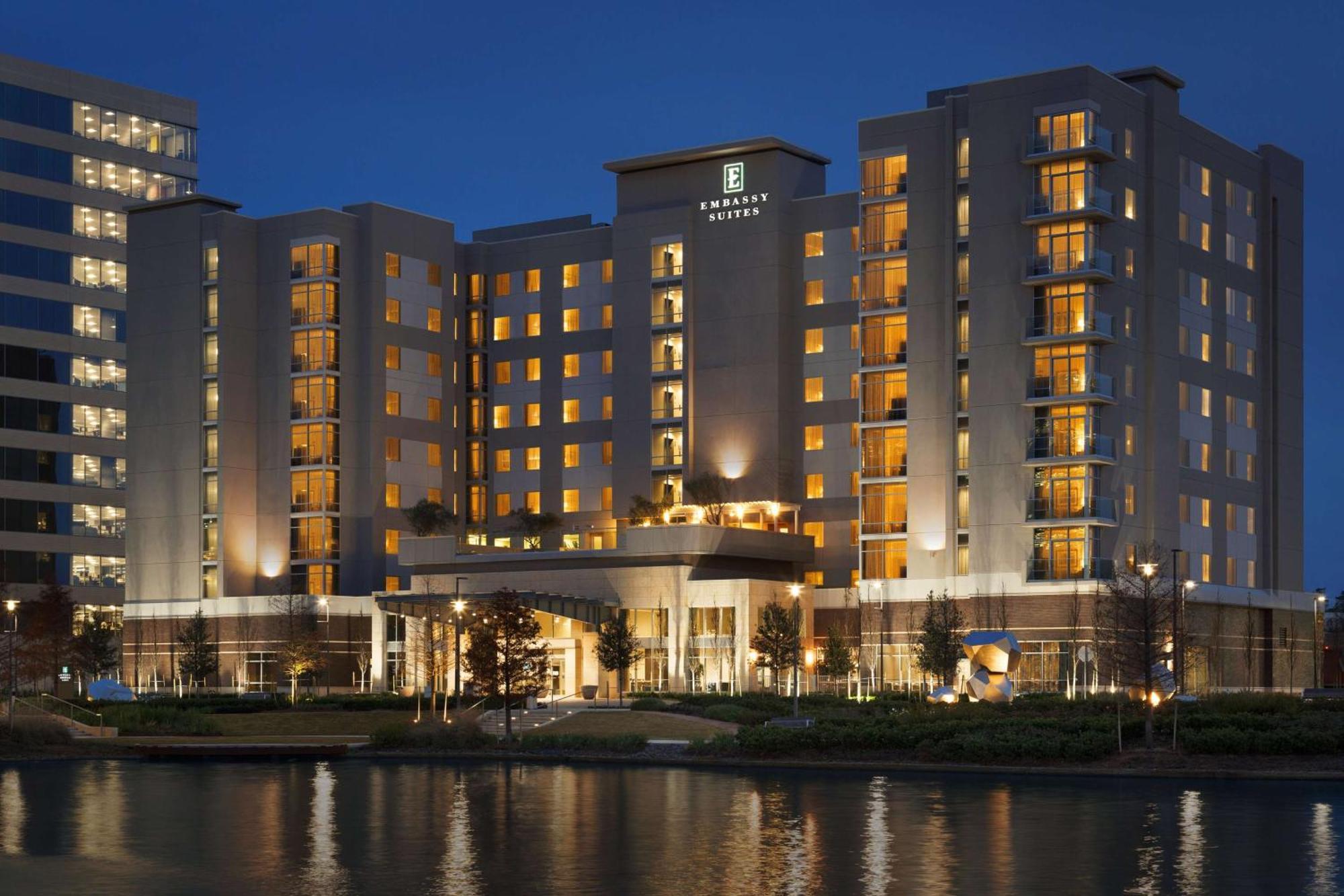 Embassy Suites By Hilton The Woodlands Eksteriør billede
