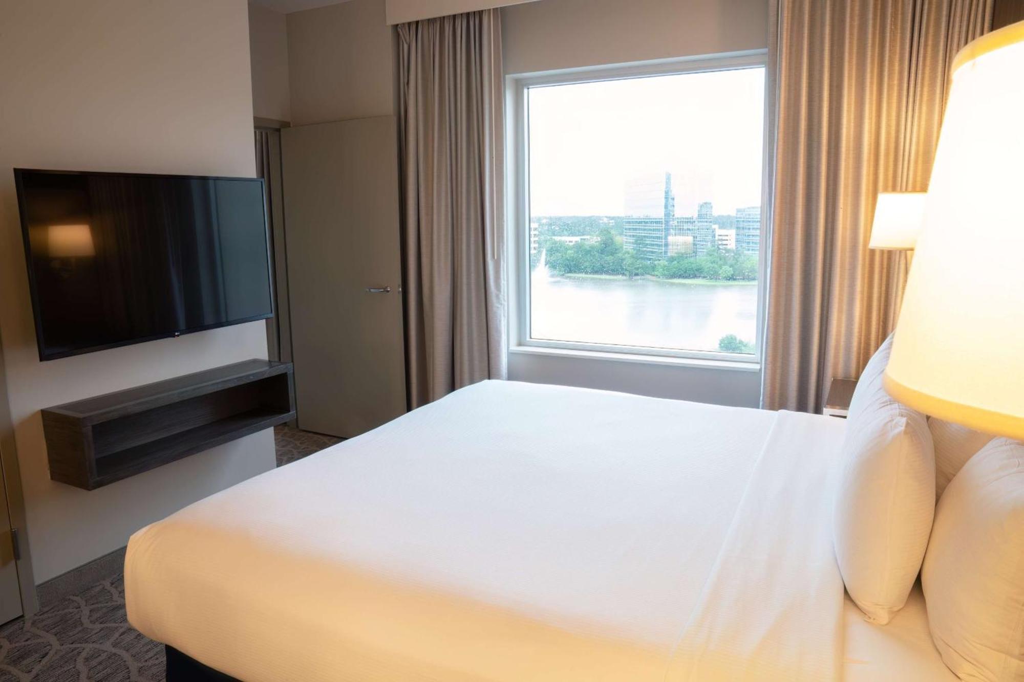 Embassy Suites By Hilton The Woodlands Eksteriør billede